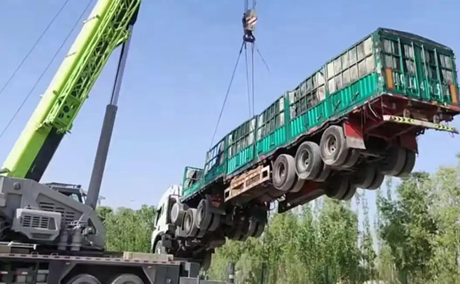 石鼓区道路脱困救援案例